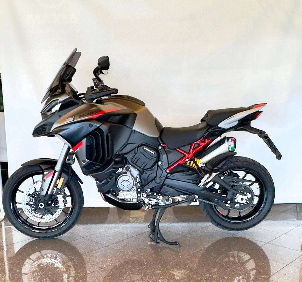 Ducati Multistrada V4 S Grand Tour (2024)