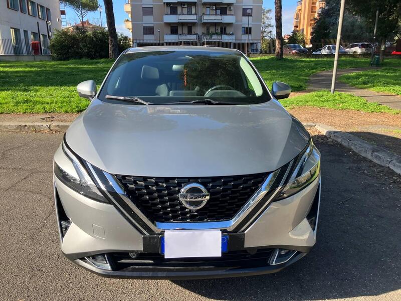 Nissan Qashqai usata a Roma