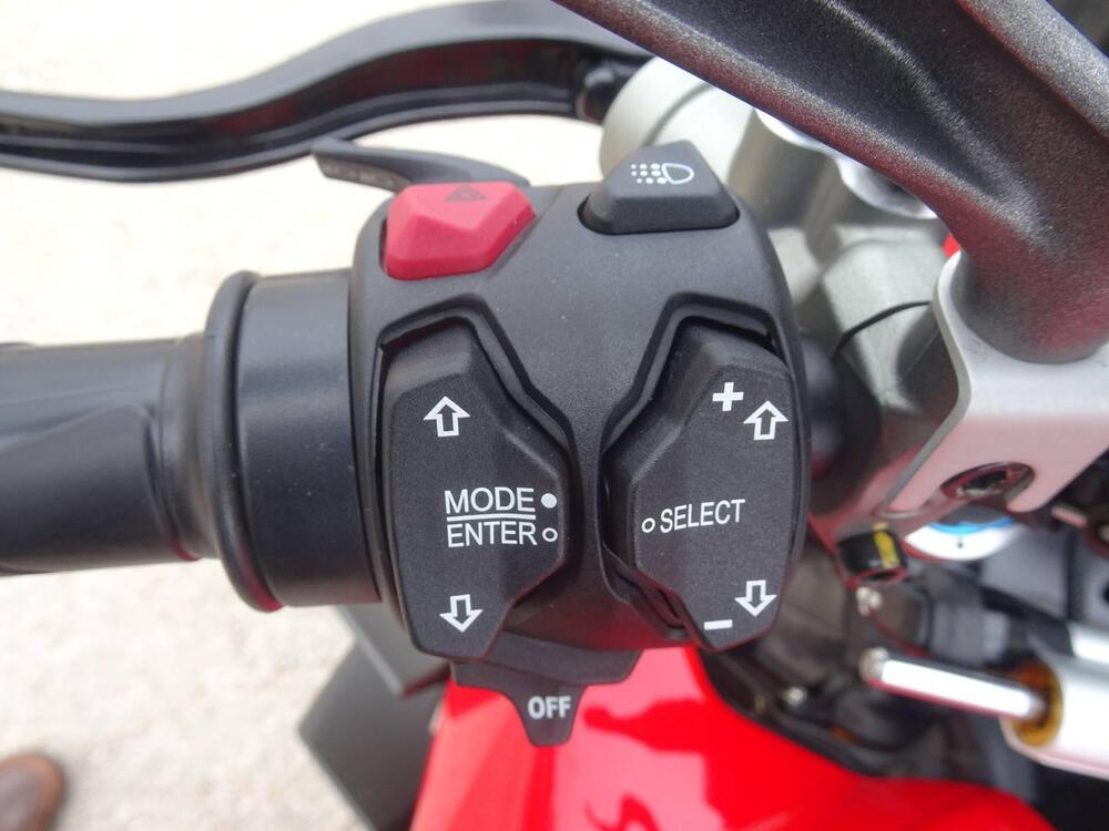 Ducati Streetfighter V4 S (2023 - 24) (16)