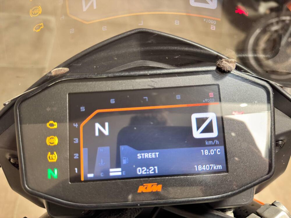 KTM 690 Duke (2016 - 19) (5)