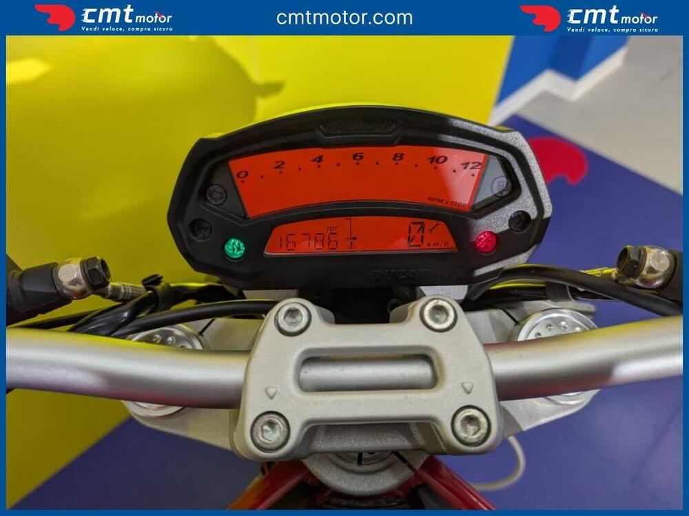 Ducati Monster 696 (2008 - 13) (5)