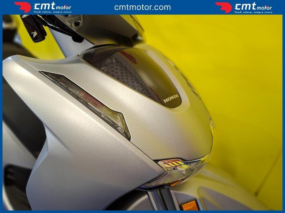 Honda SH 350 (2021 - 24) (8)