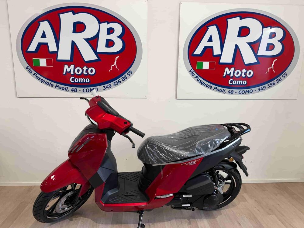 Peugeot Tweet 125 FL Active (2025 - 26) (6)