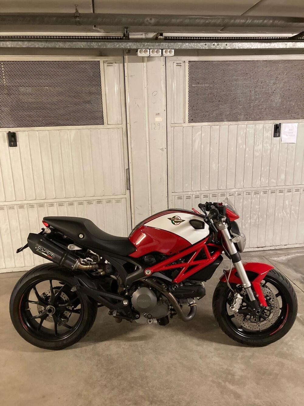 Ducati Monster 796 (2010 - 13) (2)