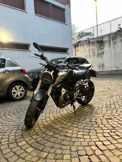 Honda CB 125 R (2018 - 20) usata