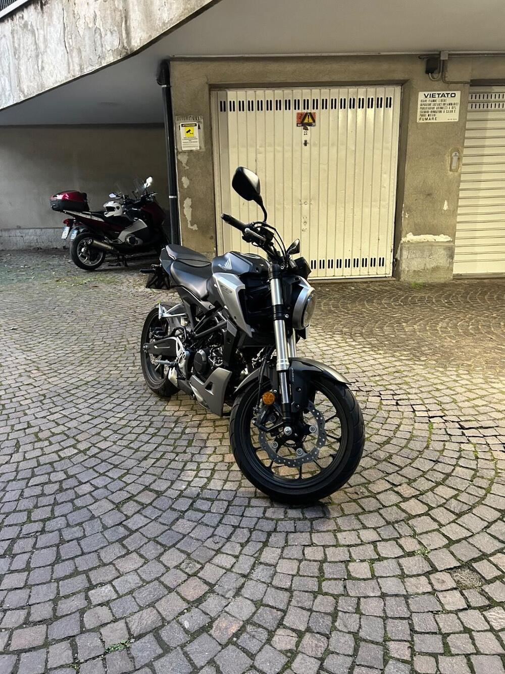 Honda CB 125 R (2018 - 20) (2)