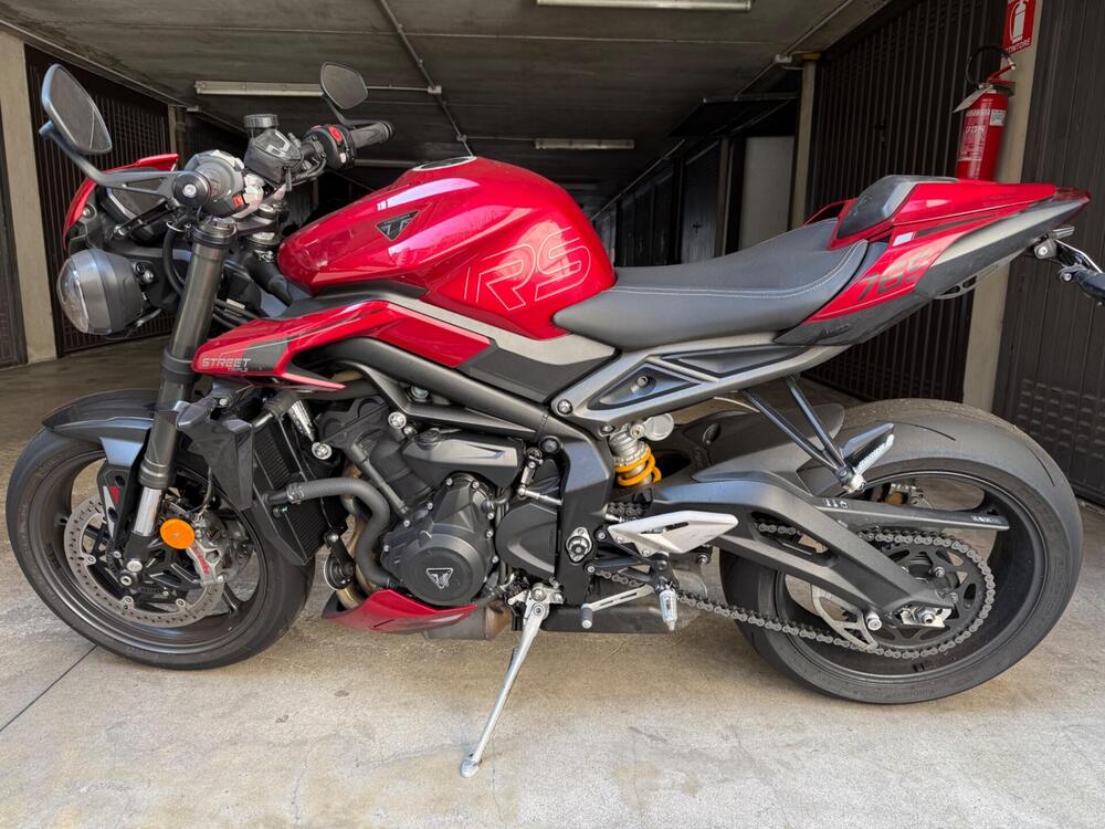 Triumph Street Triple 765 RS (2023 - 26) (2)