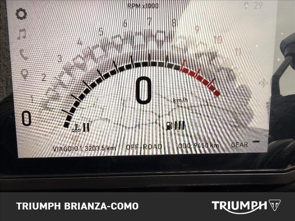 Moto Morini X-Cape 650 Gold Wheels Edition (2022 - 26) (6)