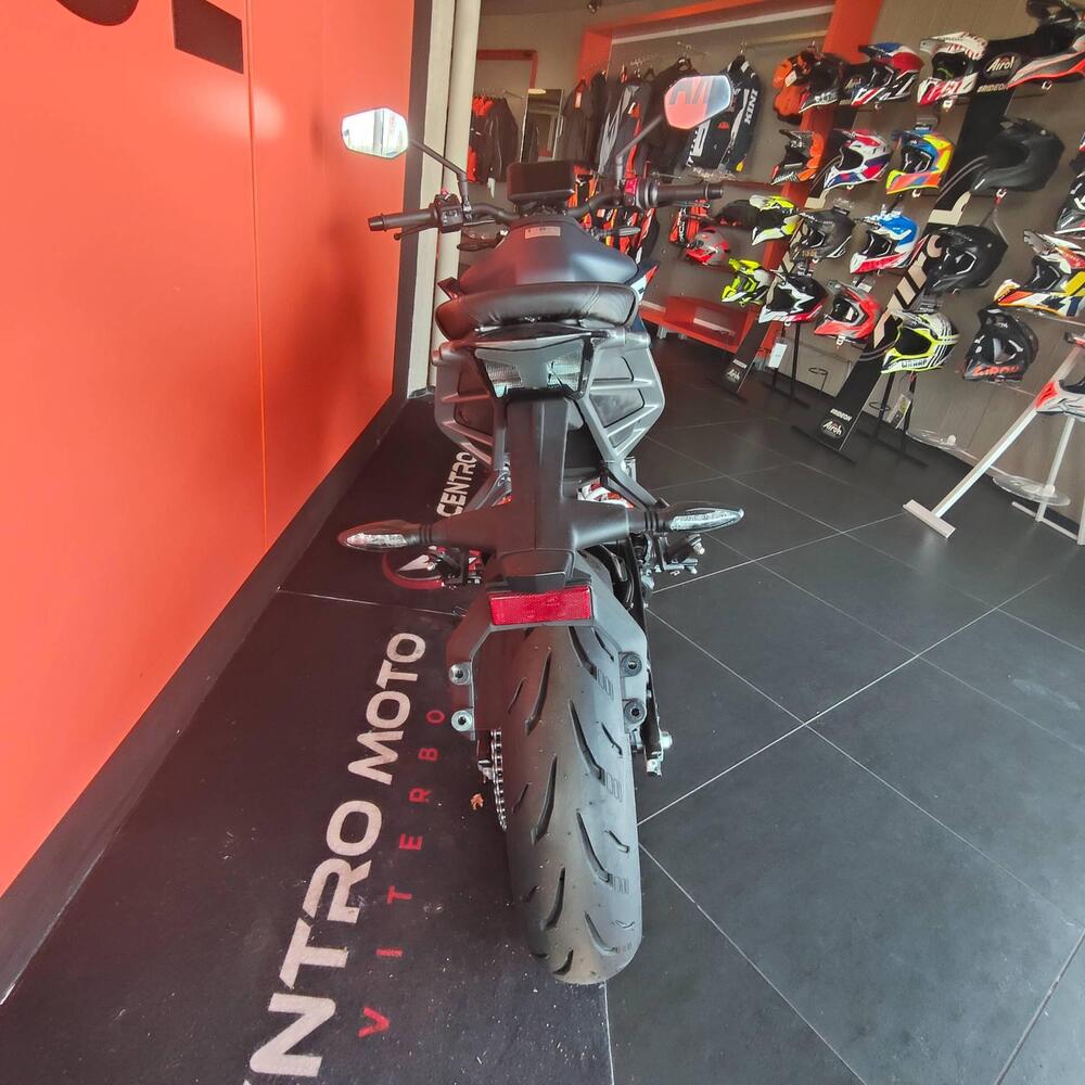 KTM 390 Duke (2024 - 25) (2)