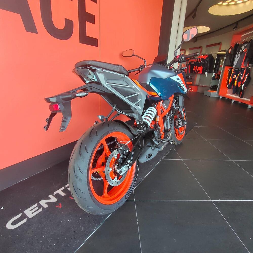 KTM 390 Duke (2024 - 25) (4)