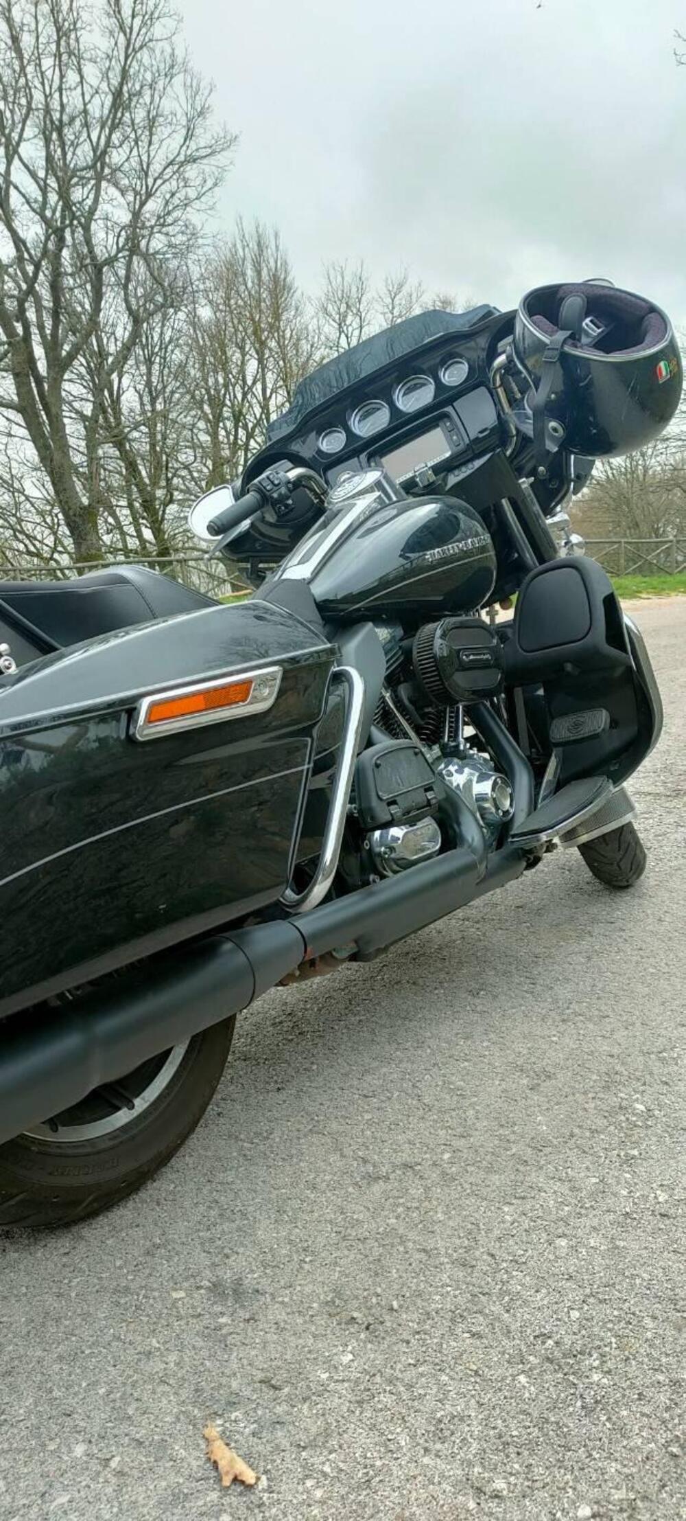 Harley-Davidson 1690 Electra Glide Ultra Limited (2014 - 15) - FLHTK (7)