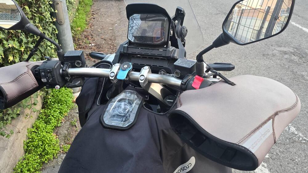 Honda ADV 350 (2022 - 24) (3)