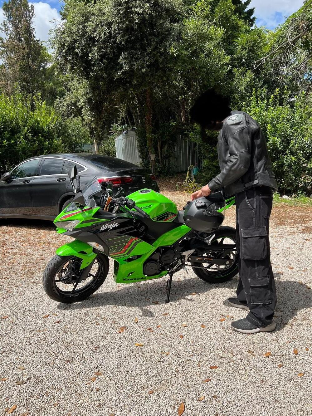 Kawasaki Ninja 400 (2023) (2)