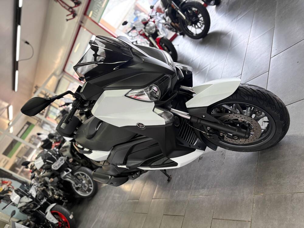 Yamaha X-Max 400 ABS (2017 - 20) (6)