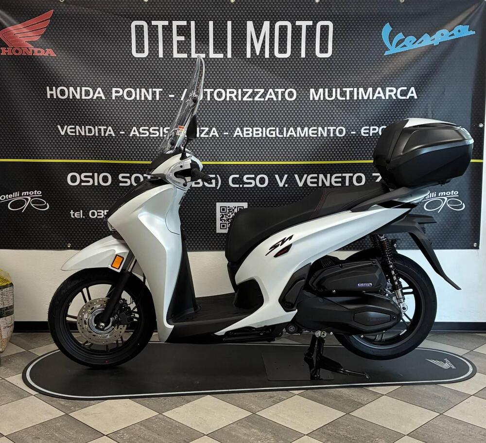 Honda SH 350i Sport (2025 - 26) (2)