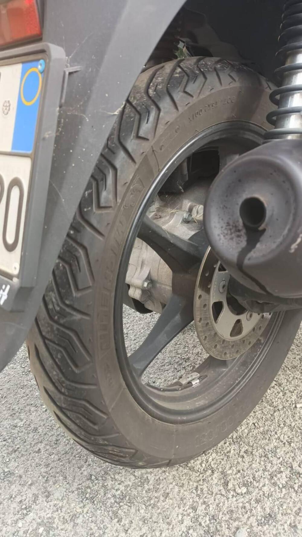 Suzuki SIXteen 125 (2007 - 14) (6)