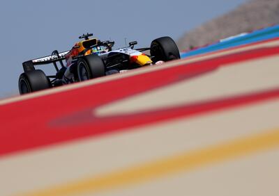 F1. I test di Pirelli cancellati in Bahrain, l’arrivo ritardato dei team in Australia: ecco come la crisi in Medio Oriente colpisce il Circus