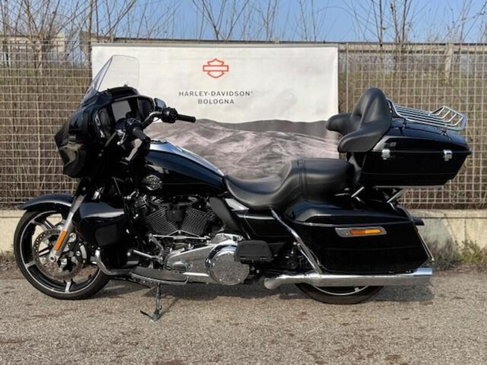Harley-Davidson Street Glide Ultra (2025) (9)