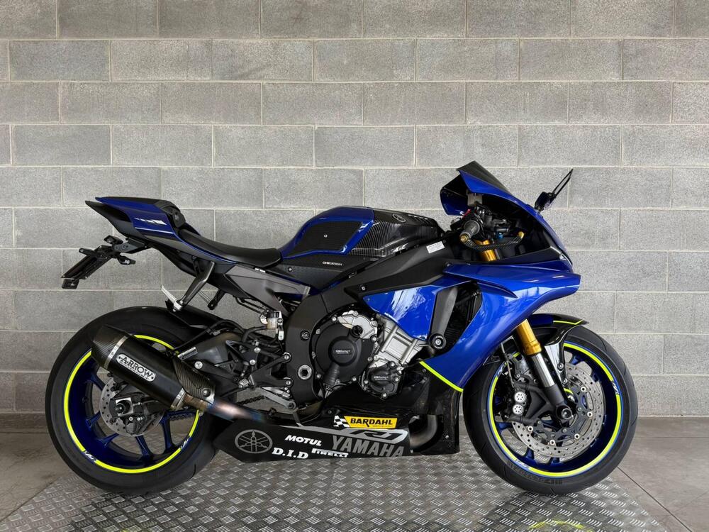 Yamaha YZF R1 (2015 - 16) (2)