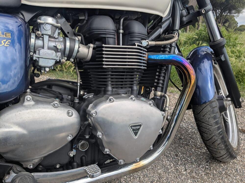 Triumph Bonneville SE (2009 - 13) (6)