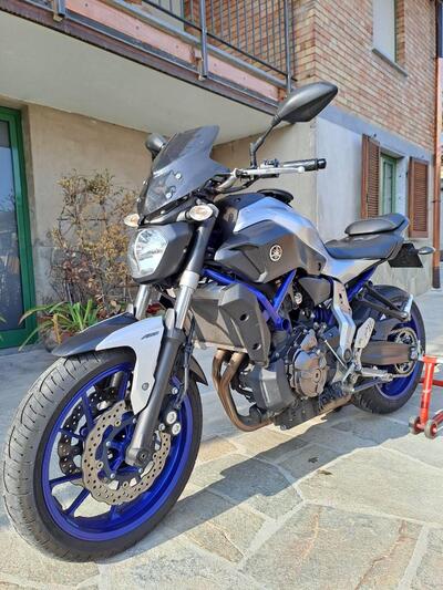 Yamaha MT-07 ABS (2014 - 16) usata