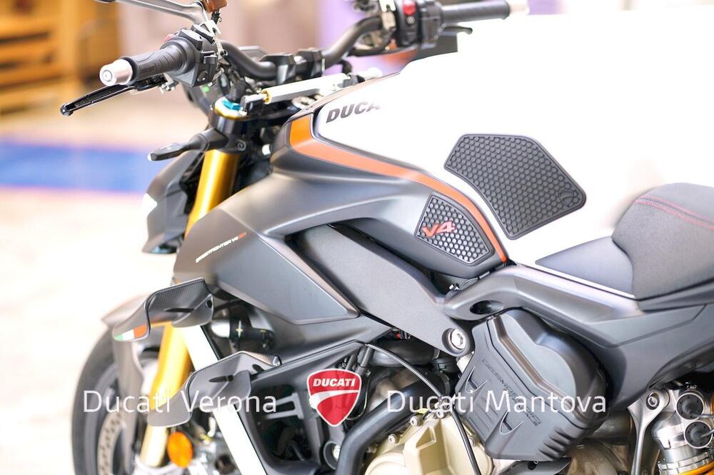 Ducati Streetfighter V4 1100 SP (2022) (13)