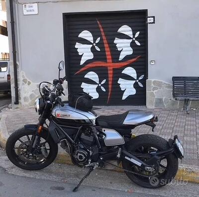 Ducati Scrambler 800 Full Throttle (2017 - 21) usata