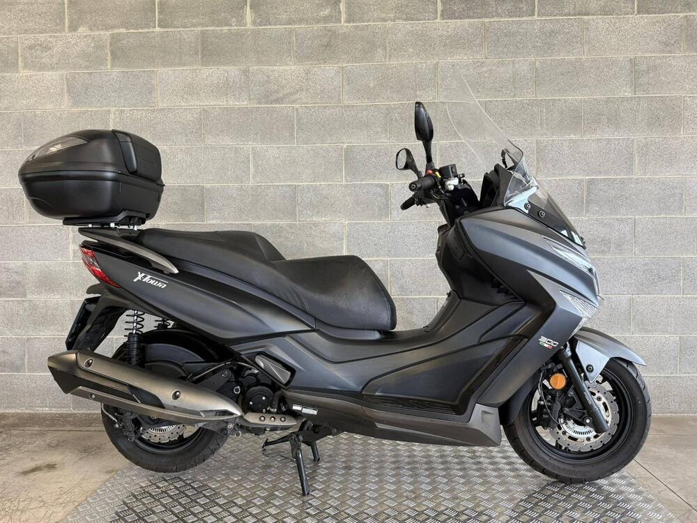 Kymco X-Town 300i (2021 - 24) (2)