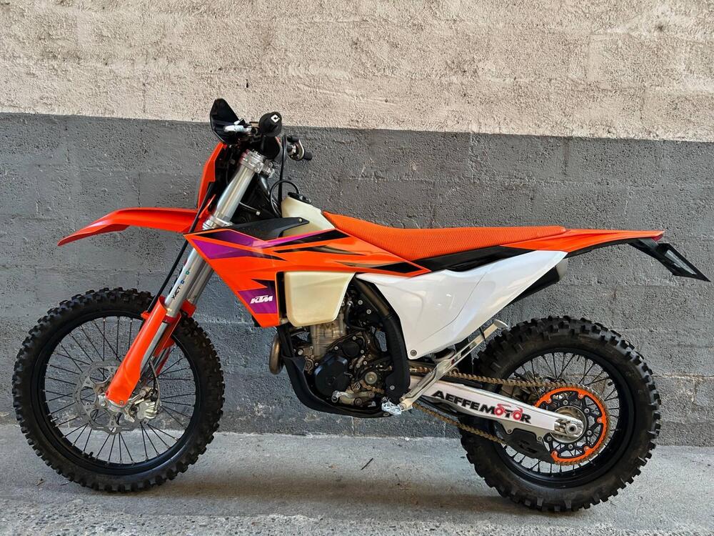 KTM 250 EXC-F (2024) (4)