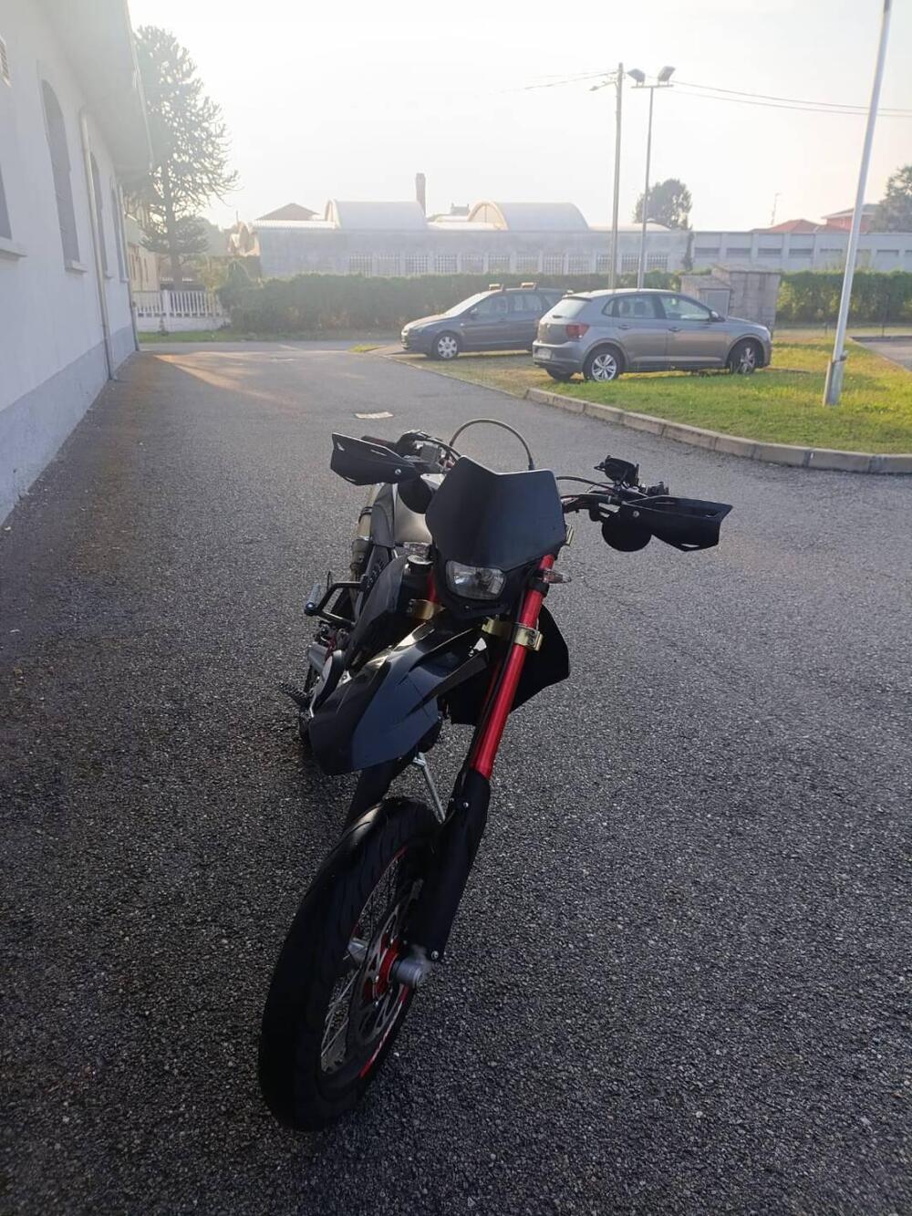 Fantic Motor Motard 125 Competition 4t (2020) (2)