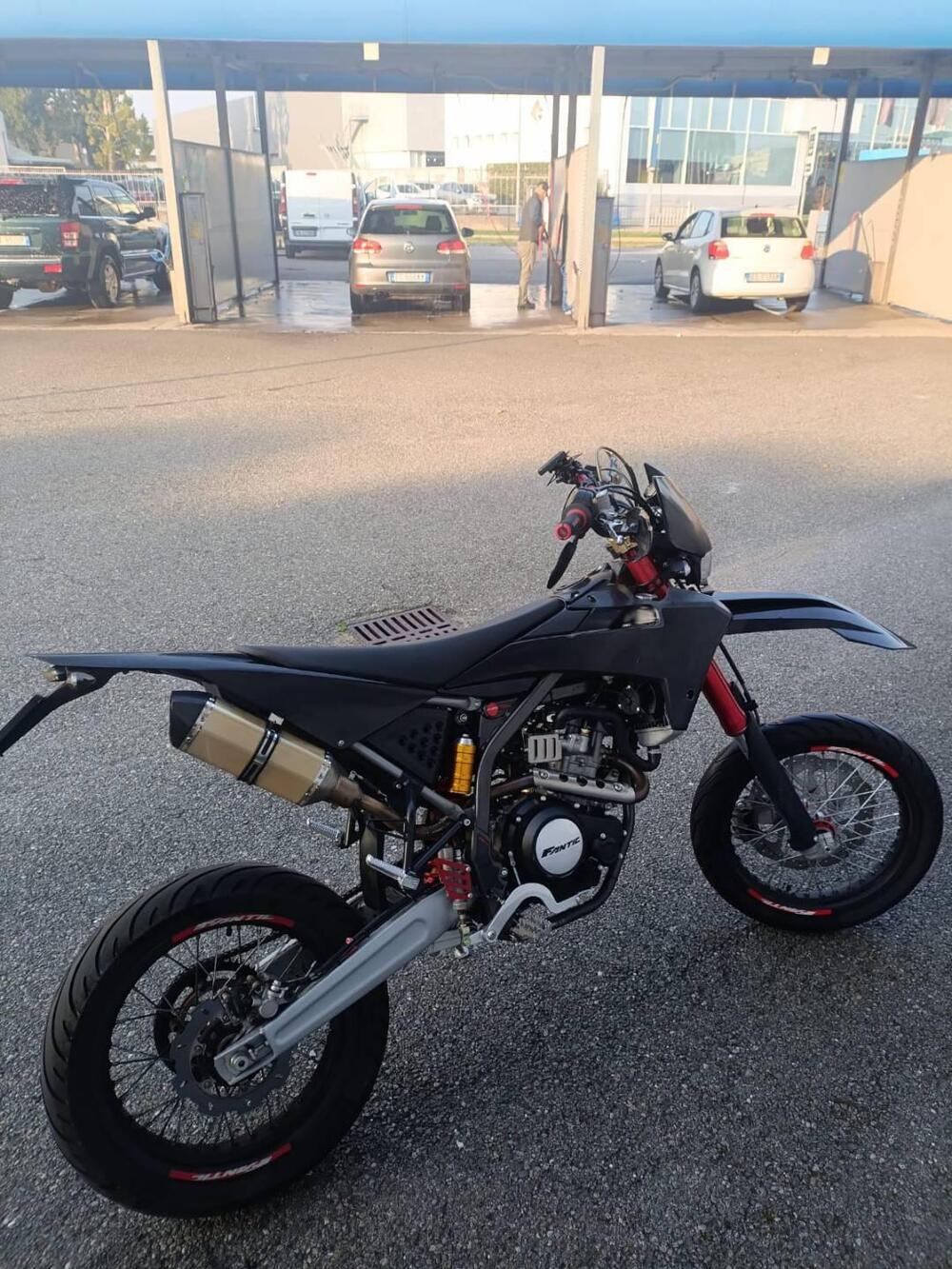 Fantic Motor Motard 125 Competition 4t (2020) (5)