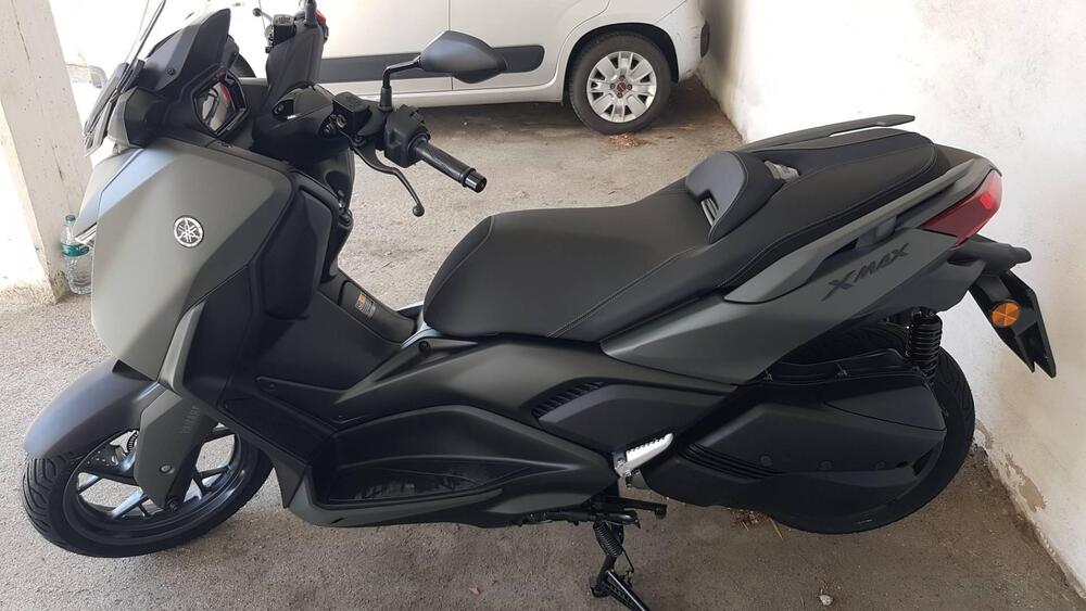 Yamaha X-Max 300 (2025 - 26) (2)