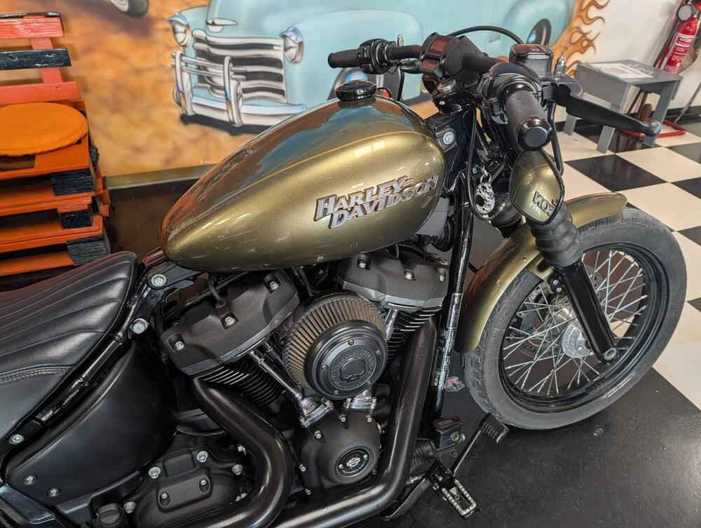 Harley-Davidson 107 Street Bob (2018 - 20) - FXBB (3)