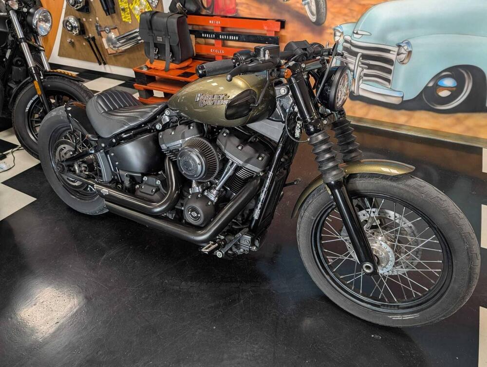 Harley-Davidson 107 Street Bob (2018 - 20) - FXBB (4)
