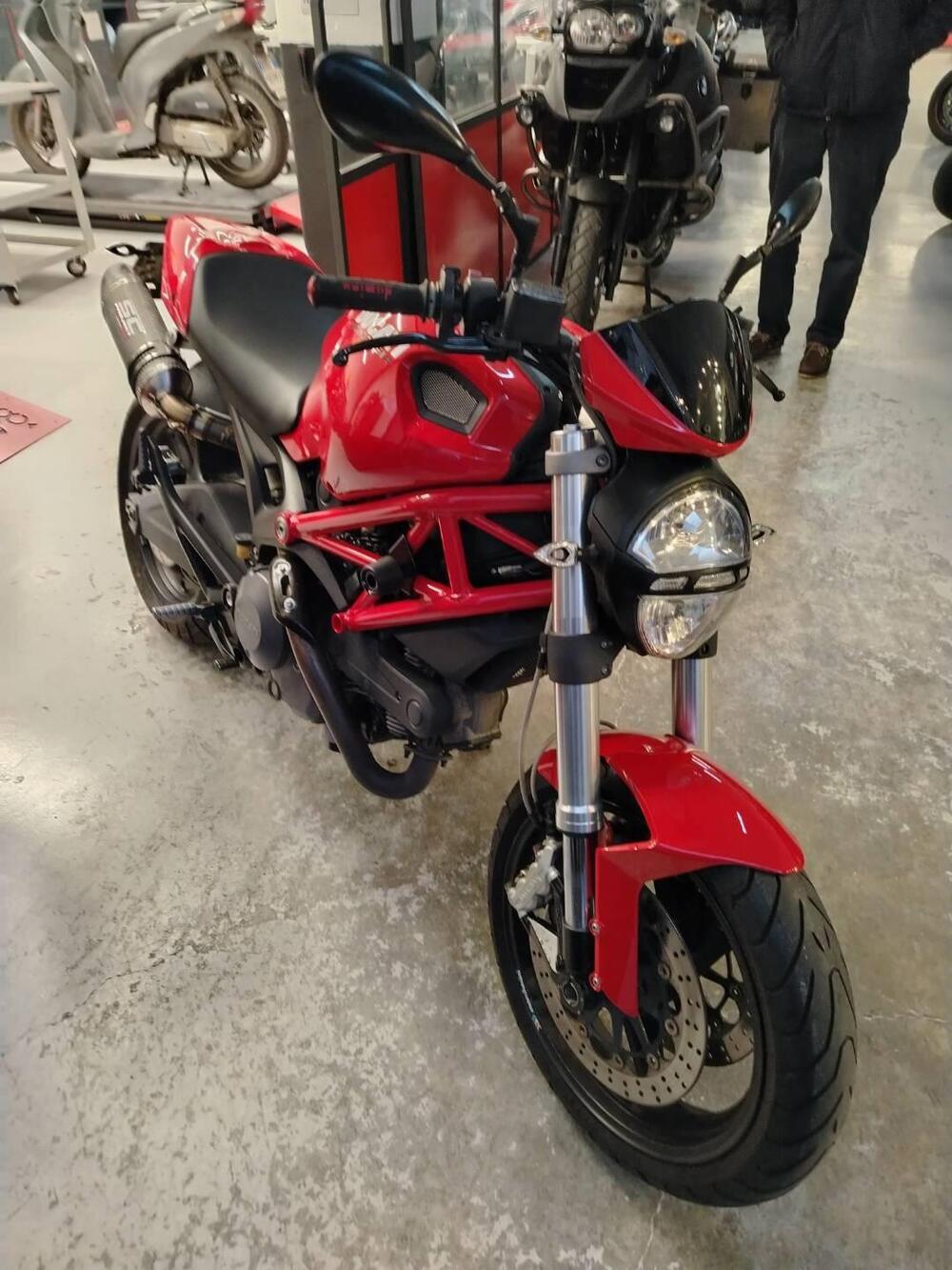 Ducati Monster 696 (2008 - 13) (2)