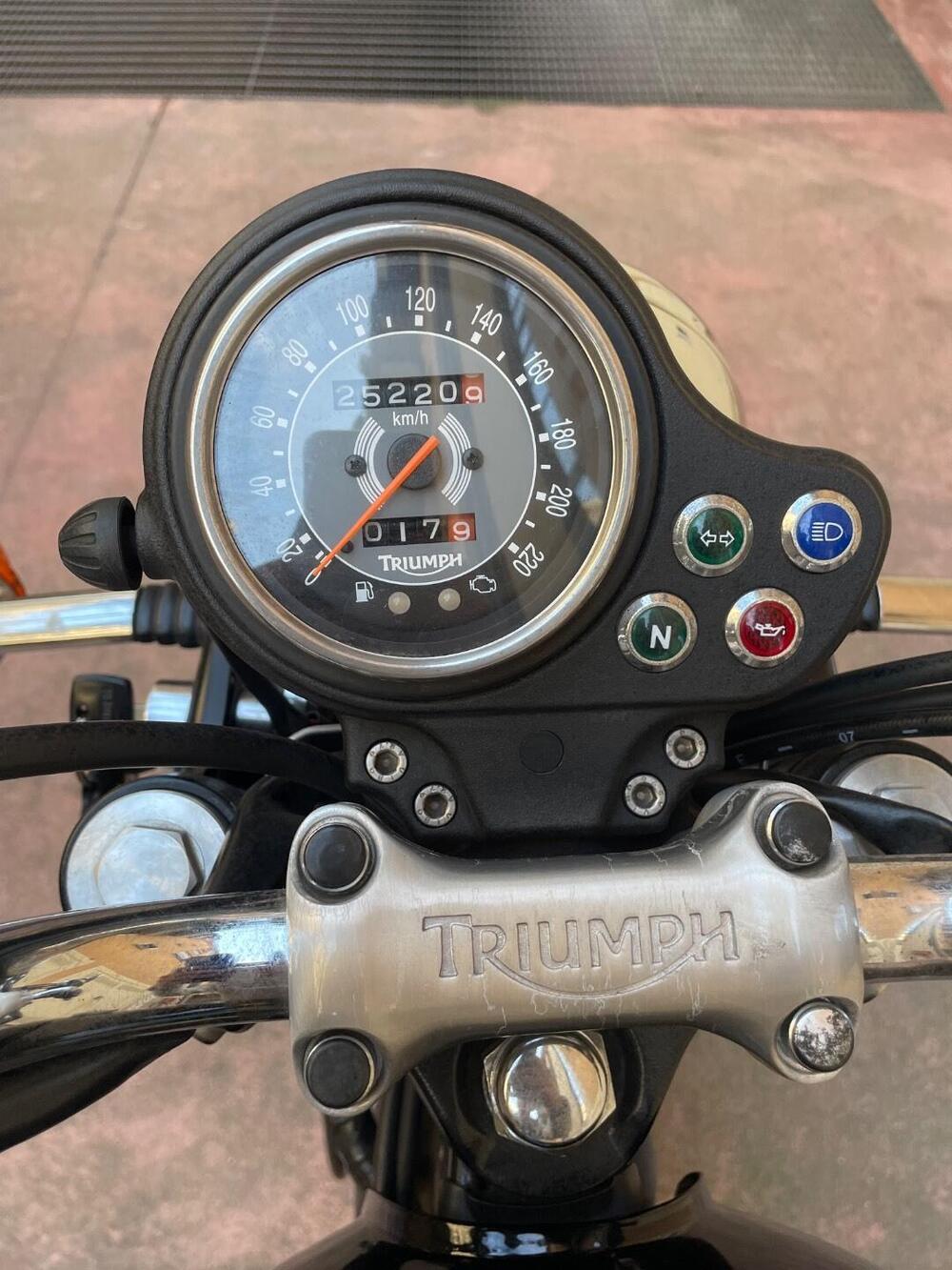 Triumph Bonneville (2007 - 16) (7)