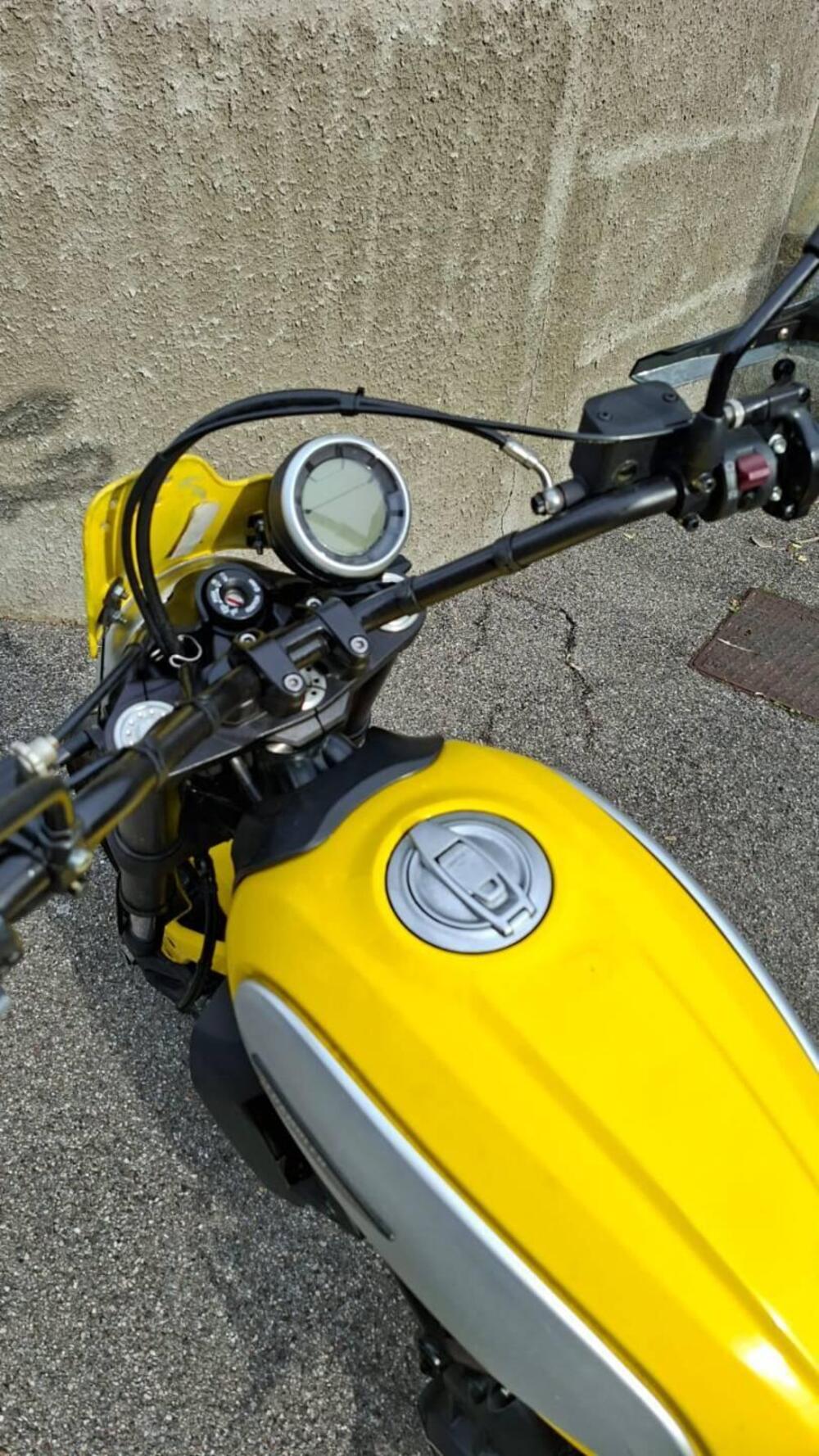 Ducati Scrambler 800 Icon (2015 - 16) (7)