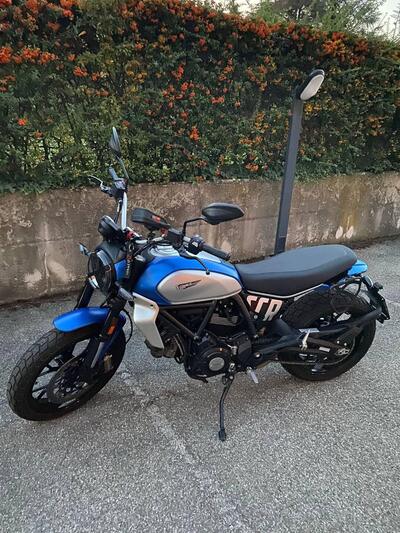 Ducati Scrambler 800 Icon (2023 - 24) usata
