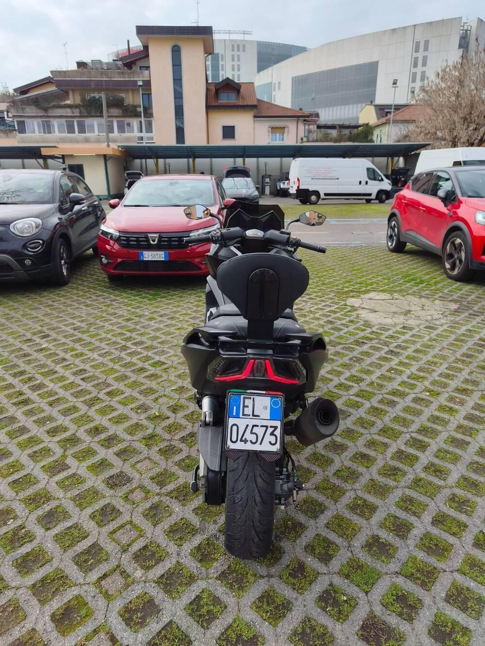 Kymco AK 550 (2017 - 19) (4)