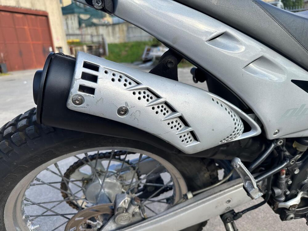 Betamotor Alp 200 (5)