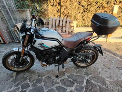 CFMOTO 700CL-X Heritage (2021 - 26) usata