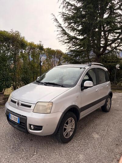 Fiat Panda 1.2 4x4 Adventure del 2010 usata a Scoppito