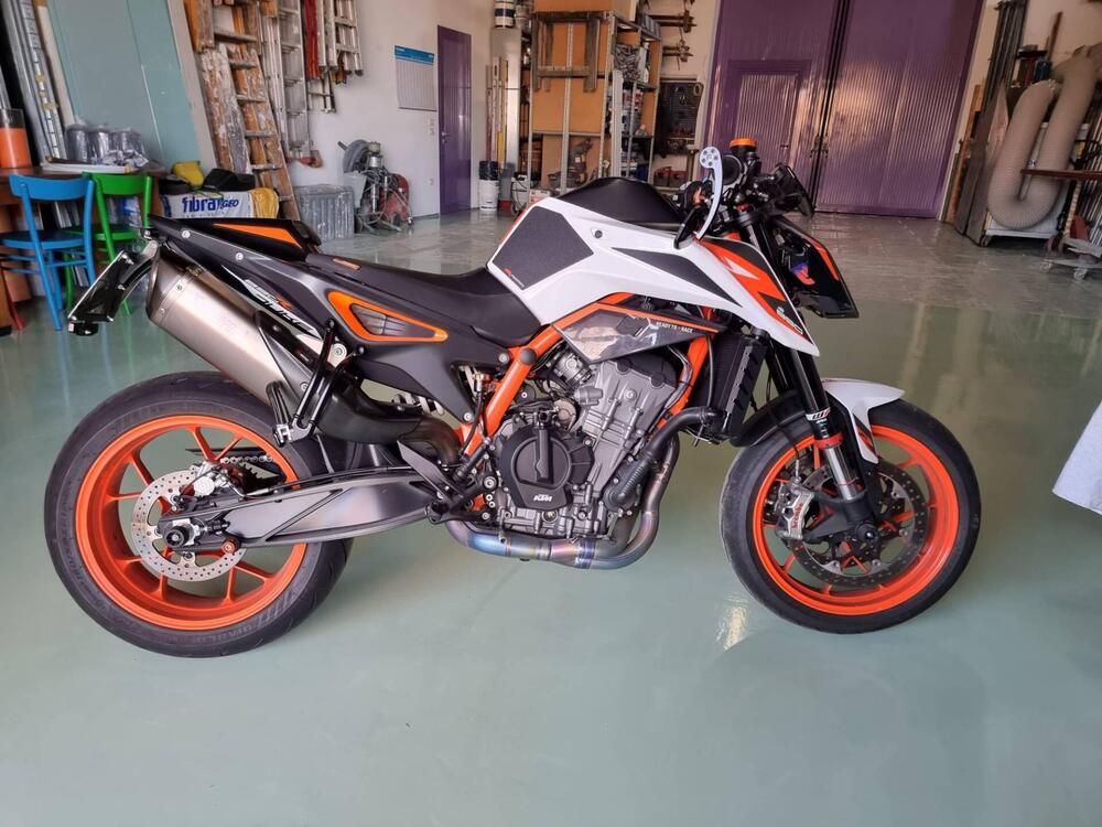 KTM 890 Duke R (2020)