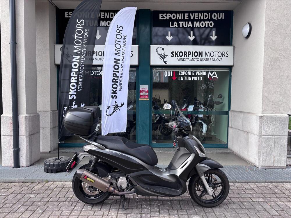 Piaggio Beverly 350 SportTouring ie ABS (2011 - 17)