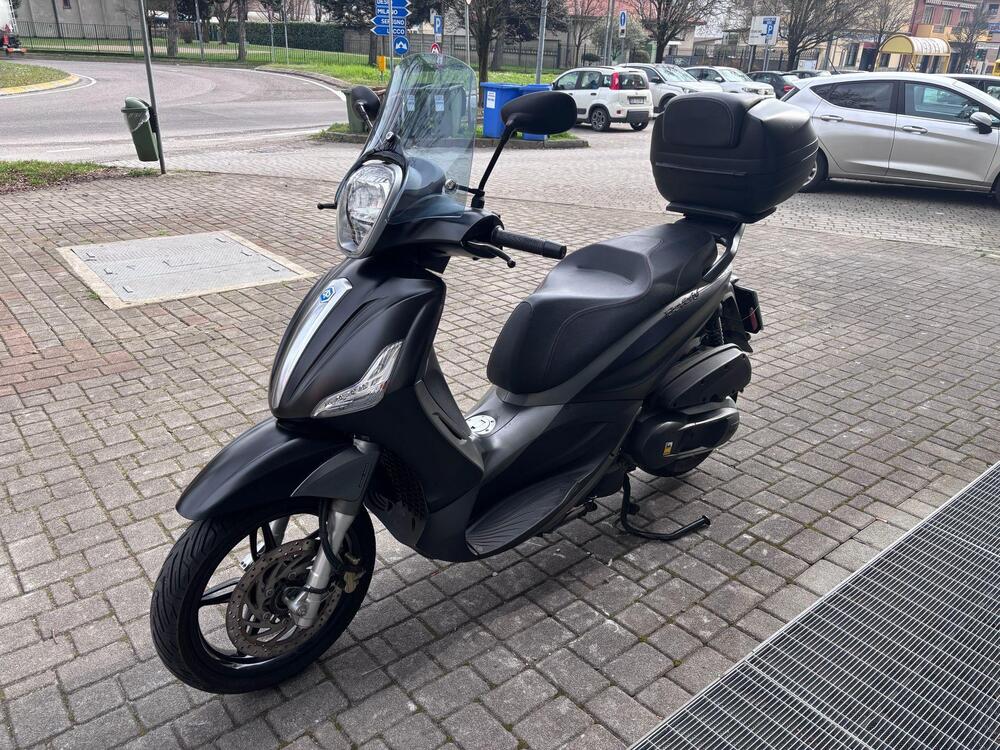 Piaggio Beverly 350 SportTouring ie ABS (2011 - 17) (2)