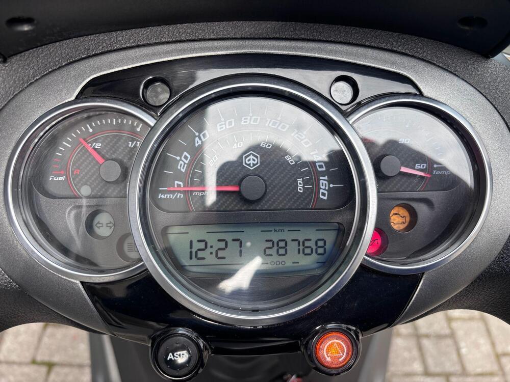 Piaggio Beverly 350 SportTouring ie ABS (2011 - 17) (5)