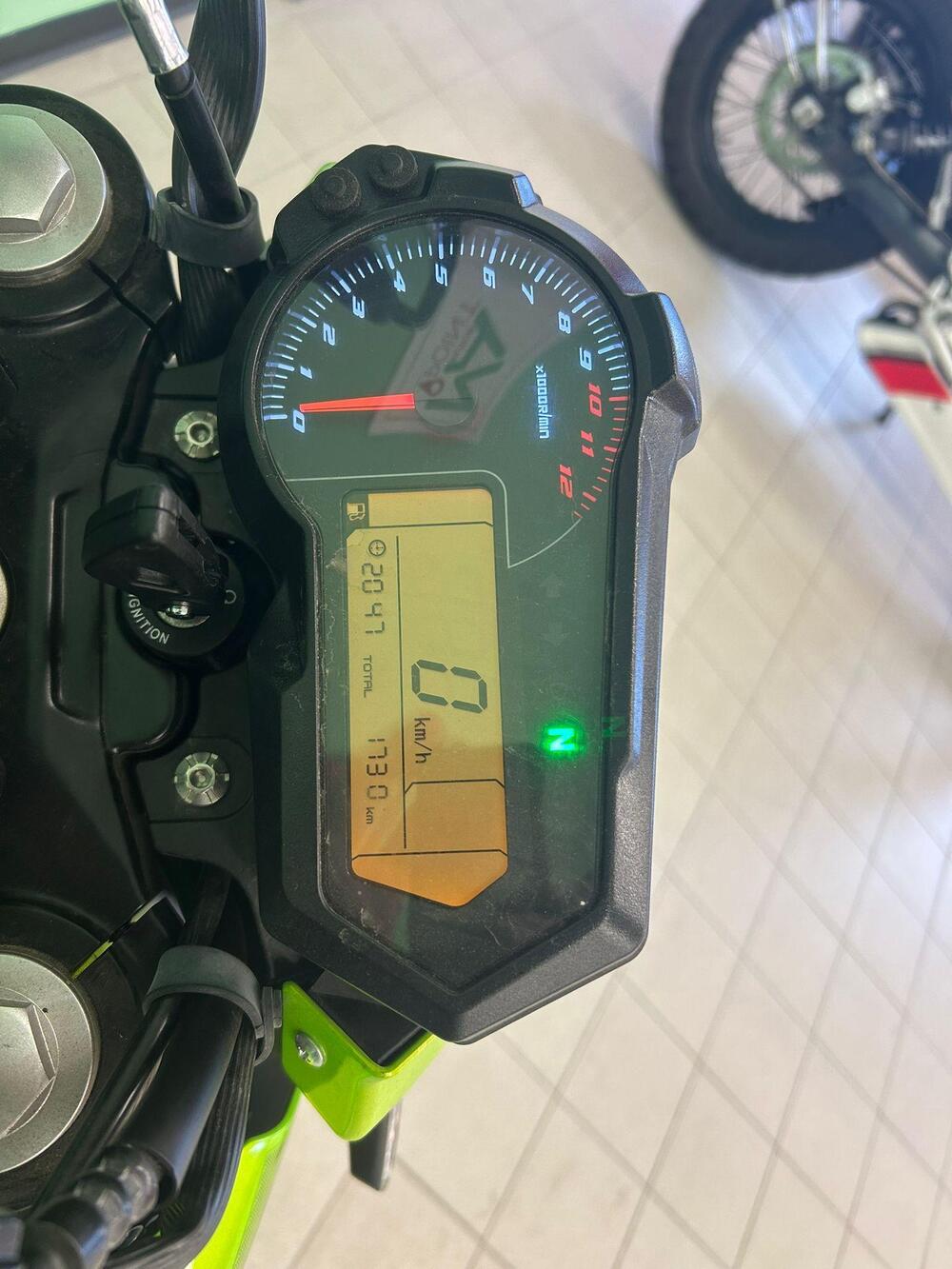 Benelli Tornado Naked T 125 (2022 - 25) (4)