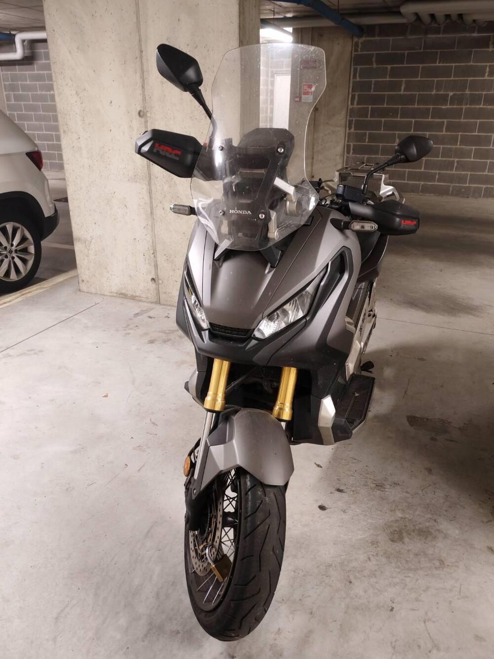 Honda X-ADV 750 (2017) (3)