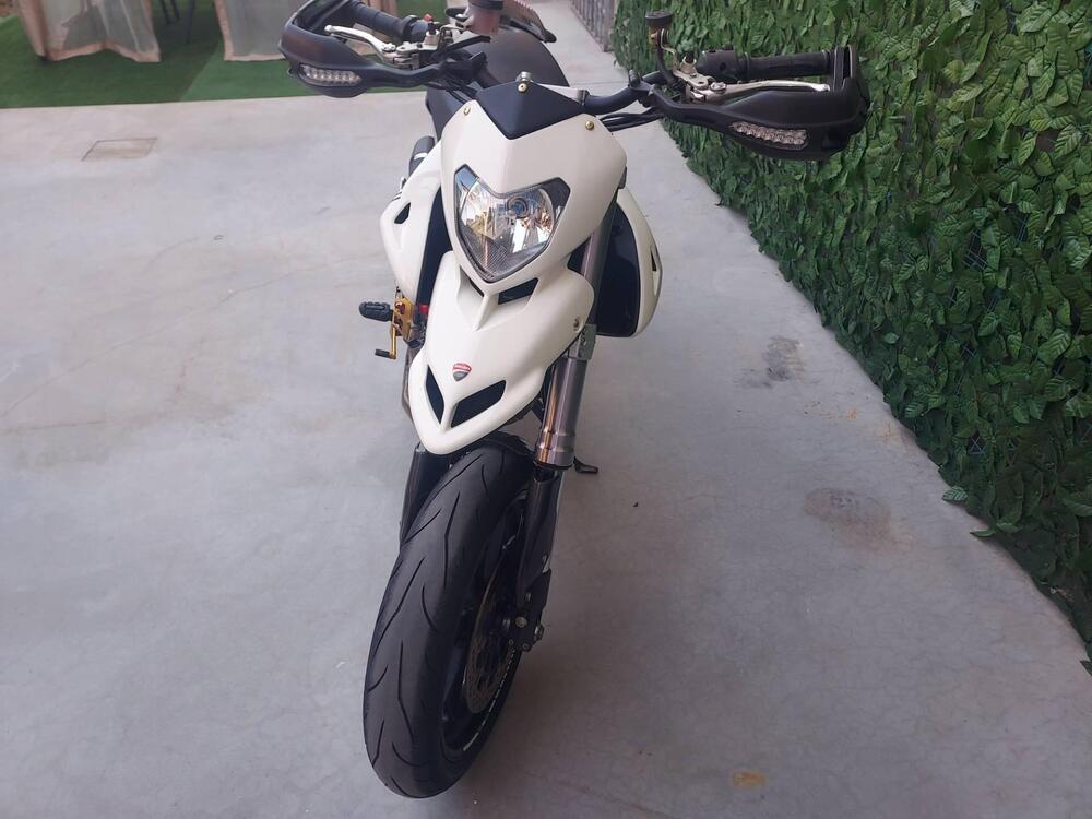 Ducati Hypermotard 1100 S (2007 - 09) (3)