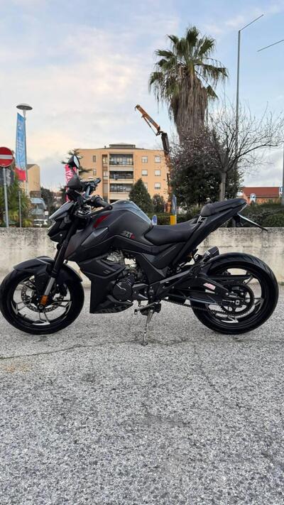 Zontes ZT125-U (2020 - 26) usata